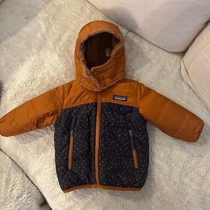 Patagonia Tribbles Hoody 6-12mos reversible Sherpa